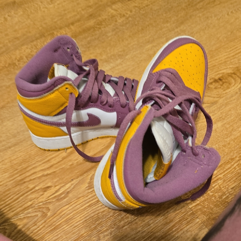 Jordan Retro 1 High OG "Brotherhood"   Purple and Gold High-Top Sneakers